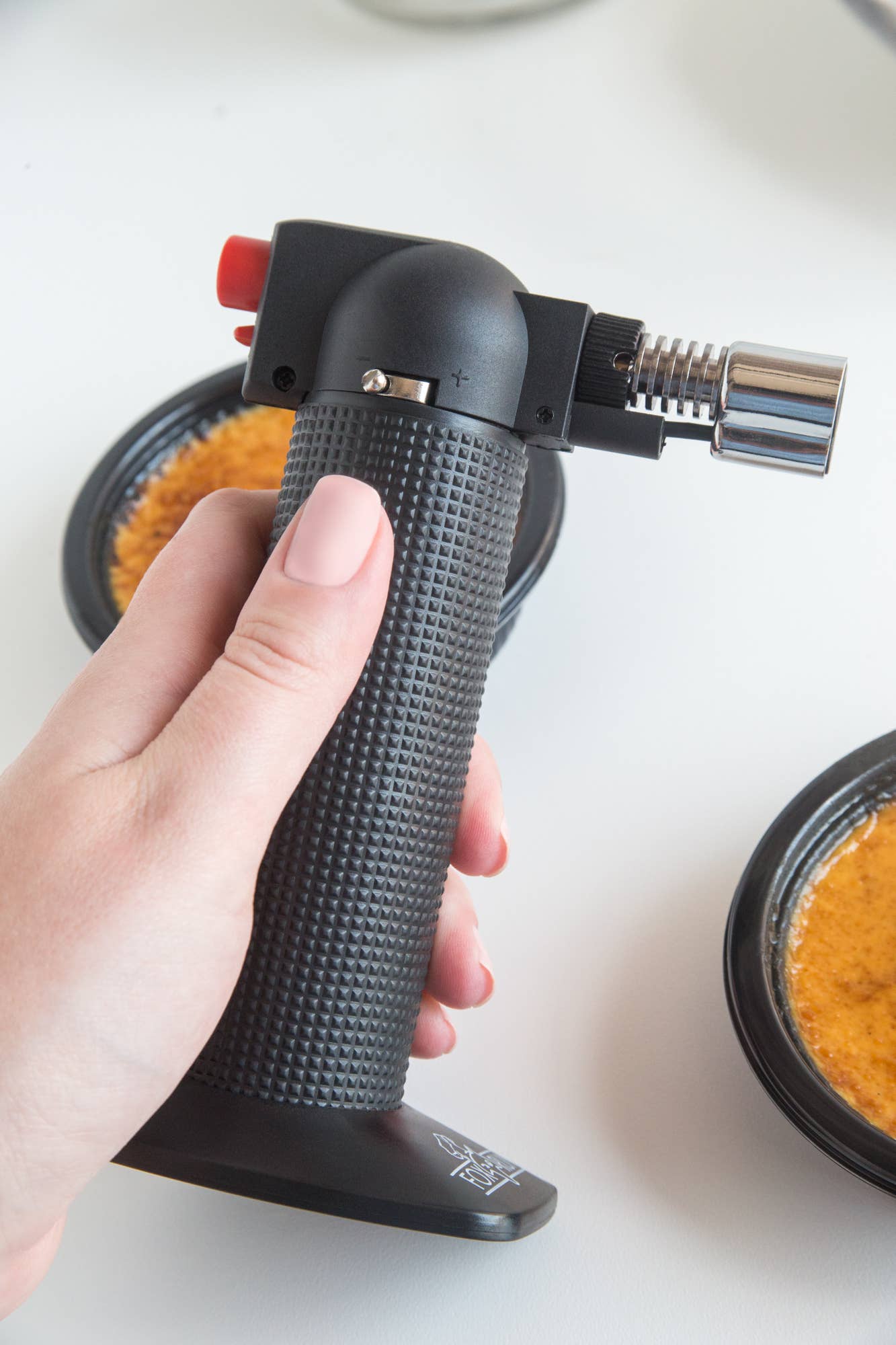 Fox Run Brands - Wholesale Kitchen Tool/Gadget - Fox Run Crème Brûlée Chef Torch, Black, 2" x 4" x 5.75"1