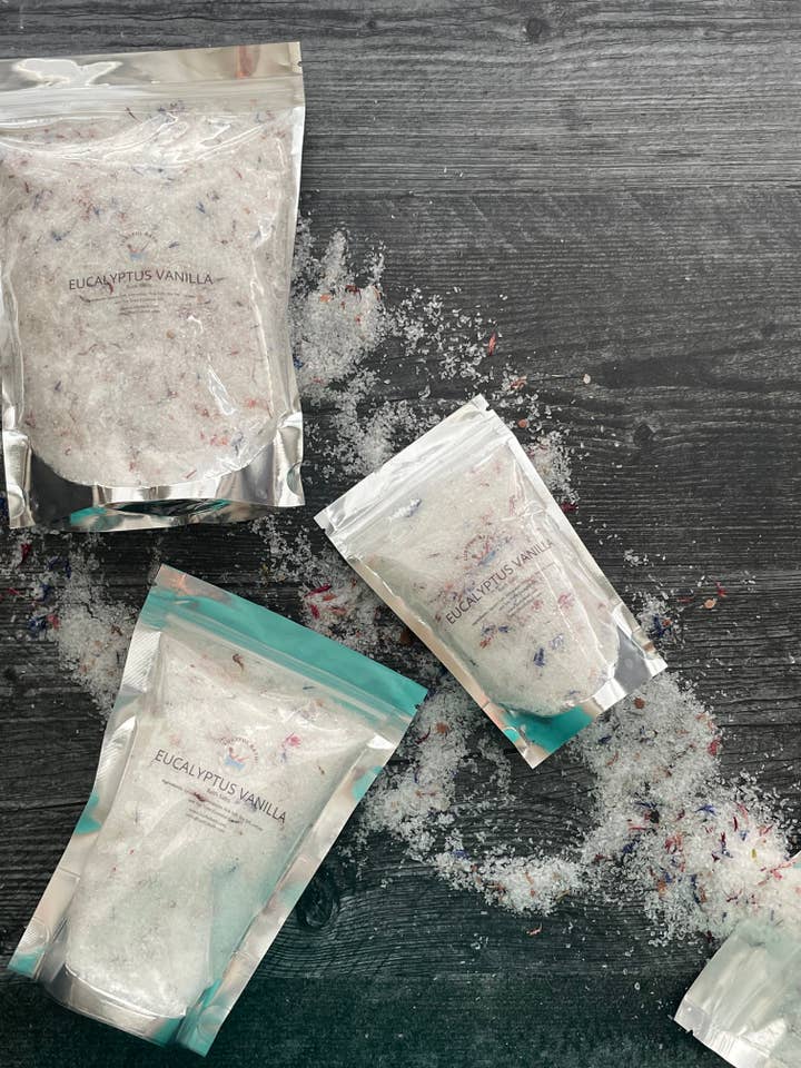 EUCALYPTUS VANILLA BATH SALT for wholesale by Lustful Bath