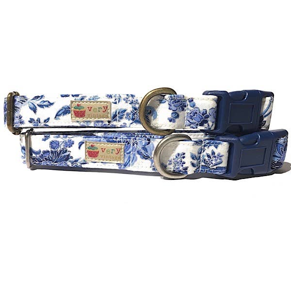 Very Vintage Designs - Vendita all'ingrosso Collare - Cani e gatti - Collare per Cane Blu Stile Vintage Floreale Royalcore Fatto a Mano USA3