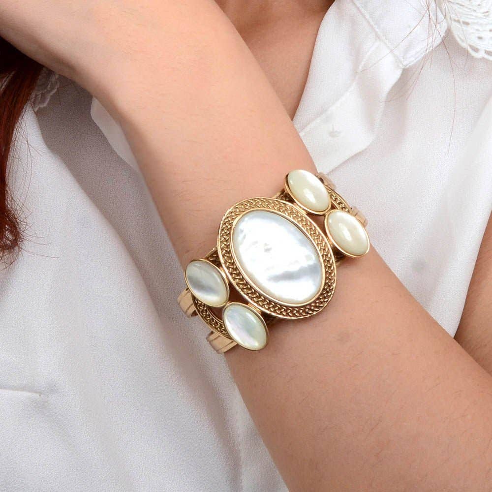 Barse Jewelry - Vendita all'ingrosso Bracciale a polsino - Bracciale a polsino dorato con madreperla Ovation1