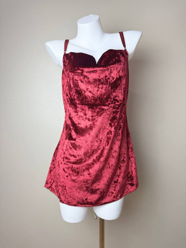 Fluwelen Vlinder Rug Slip voor wholesale door Levenien