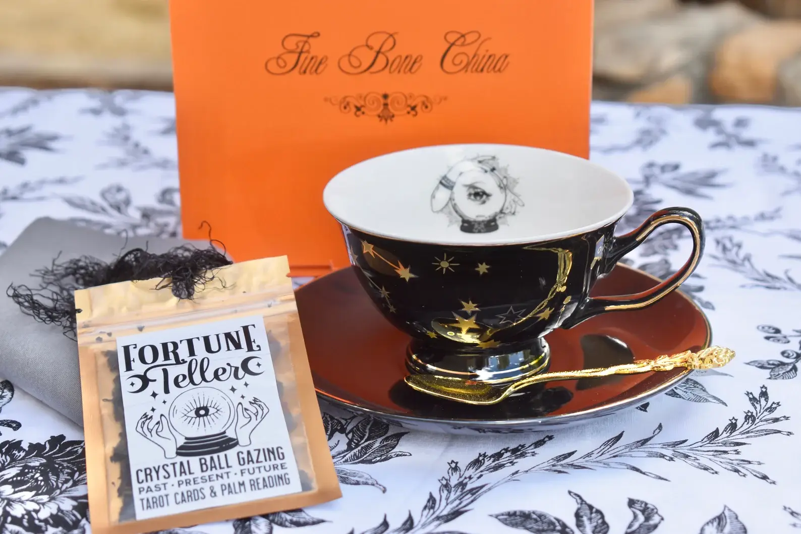 All Little Cute Things - Wholesale Tea Set - Fortune Teller Crystal Black Teacup and Saucer3