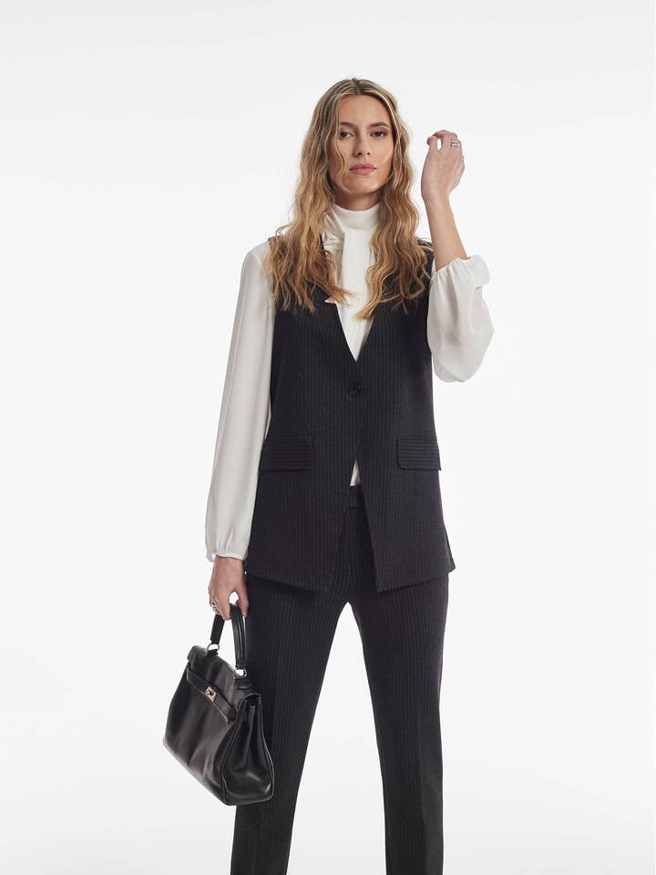 Marko strikvest med romersk stribe for engroshandel hos OKY