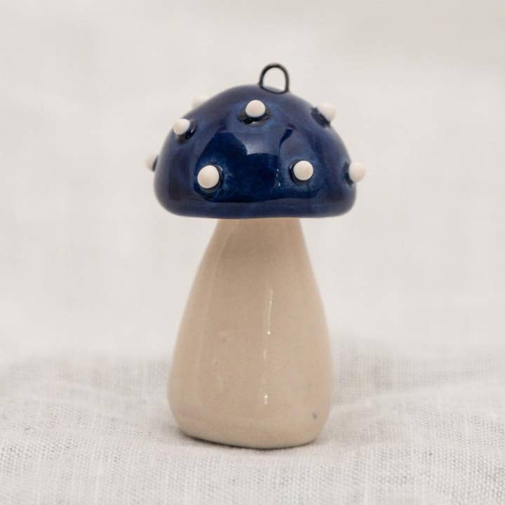 NaturoTheke - Wholesale Decorative Tabletop Object - Lucky mushroom hanging on a stalk (4.5cm-5.5cm) + rod