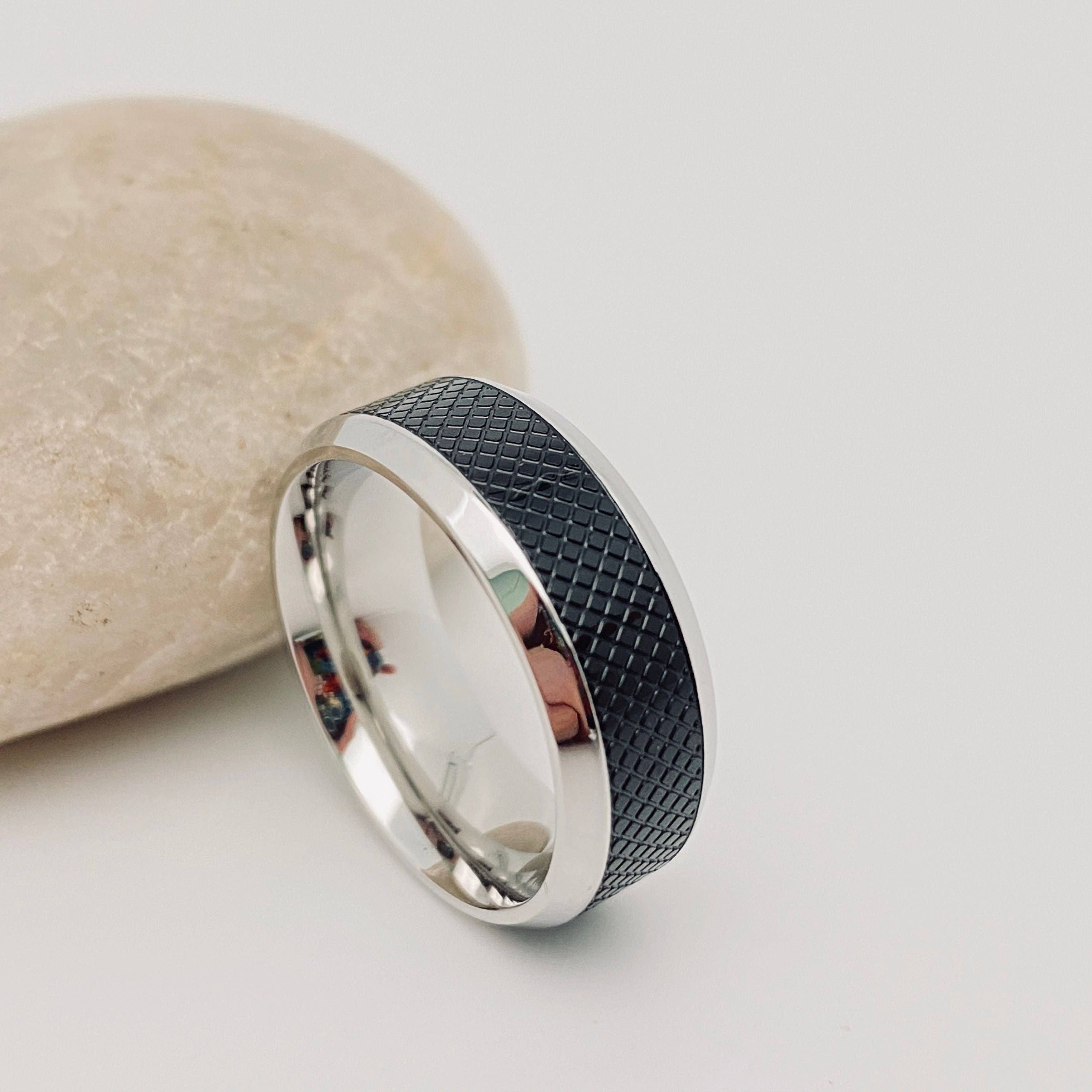 Mio Queena - Vente Anneau/bague à empiler - Bague homme en acier inoxydable noir à motif treillis - MJ/MR3