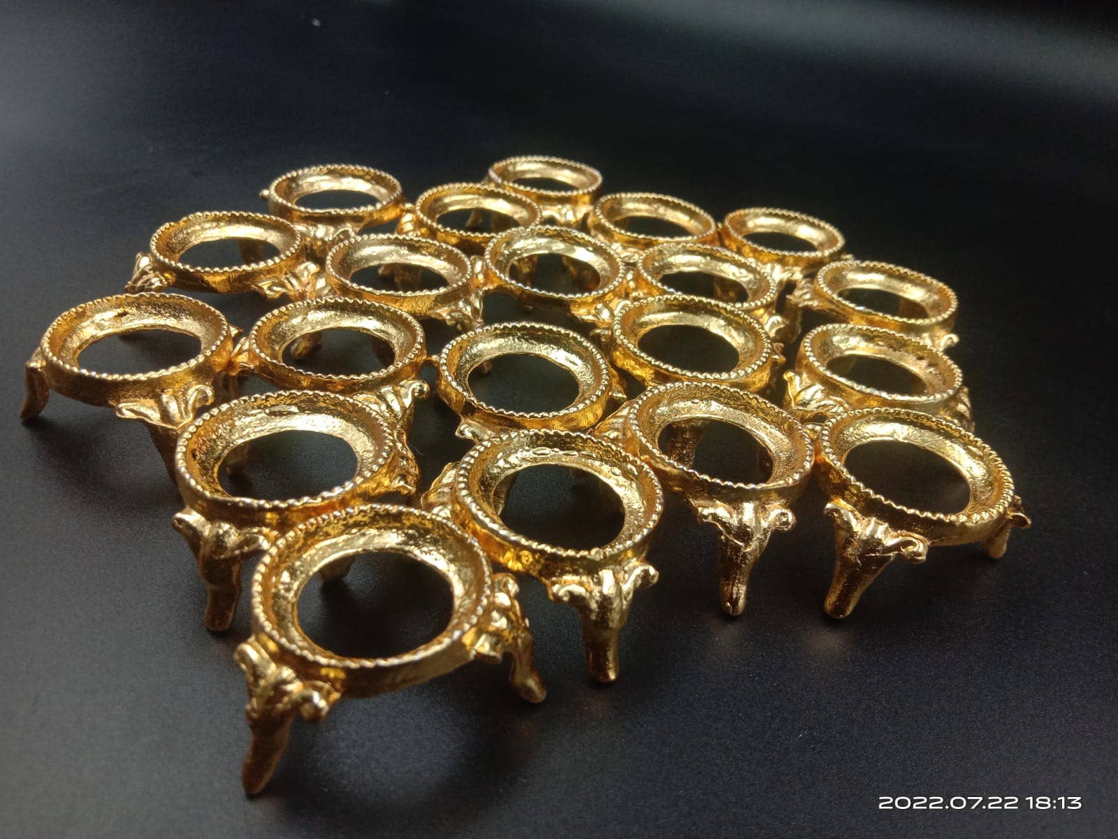 jiomind - Wholesale Retailer Display Stand/Case - Crystal Sphere Stand, Crystal Stand, Display Stand1