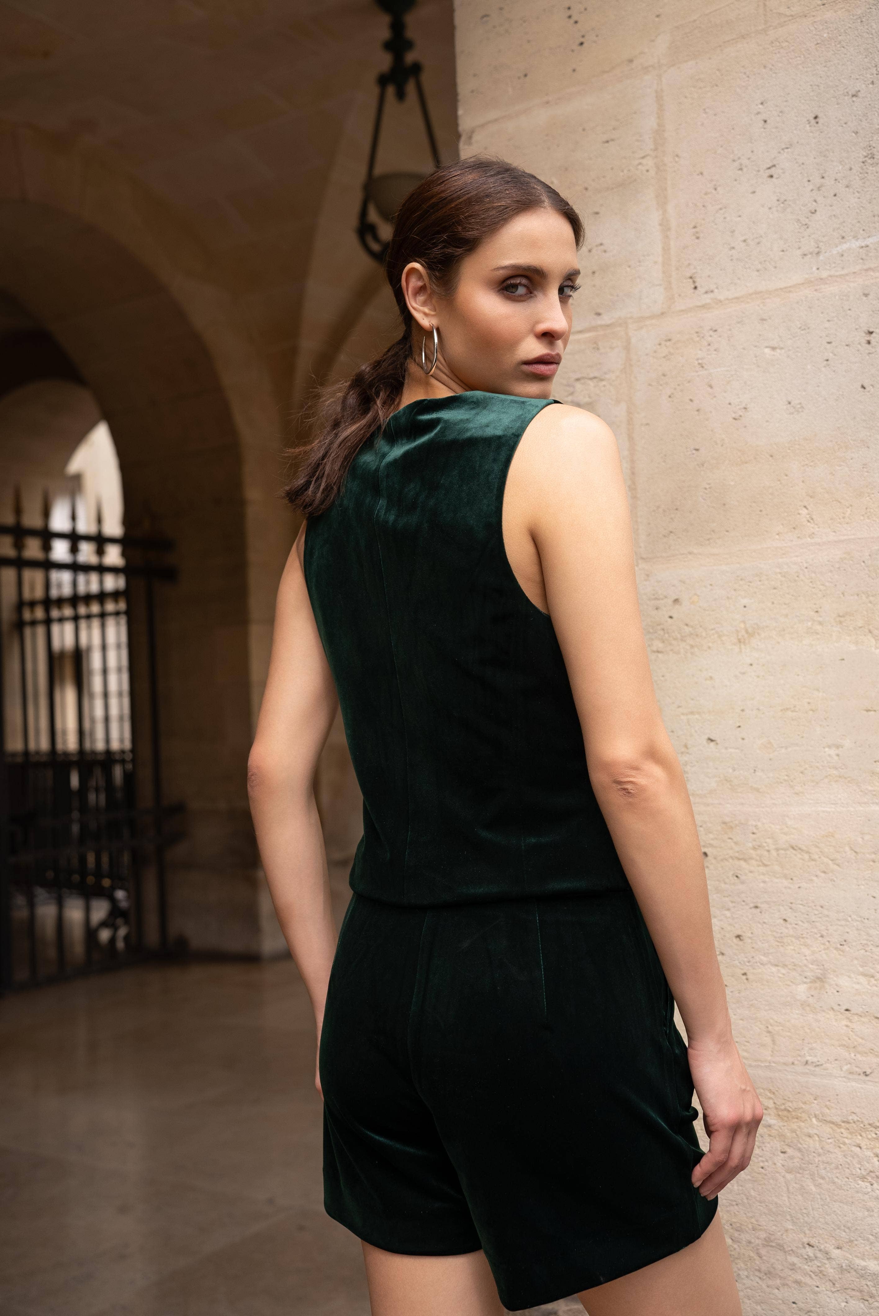 Attentif Paris - Wholesale Suit Vest - Women's - plain velvet sleeveless suit vest8