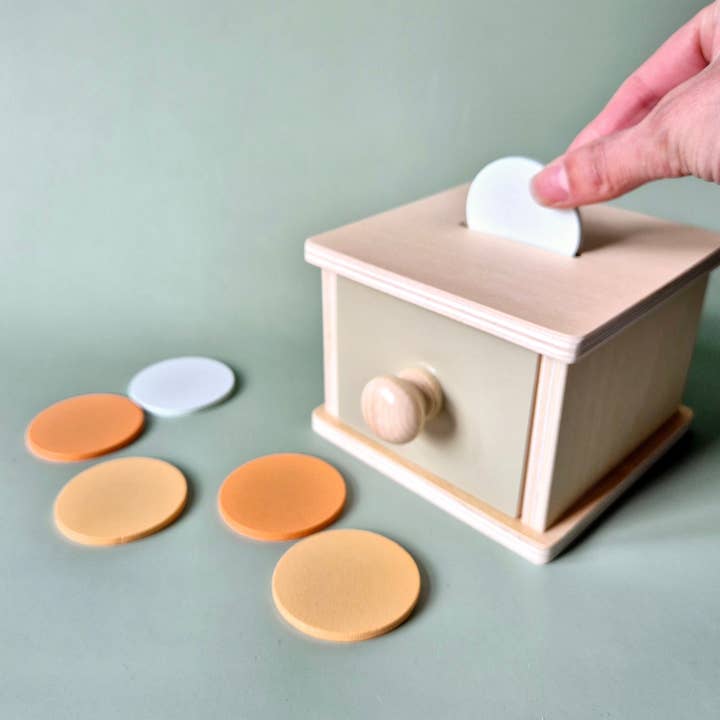 Rammelaartje - Wholesale Wood Toy - Kids - Wooden Montessori Play Box with Drawer & Colored Discs – Stimulates Motor Development2