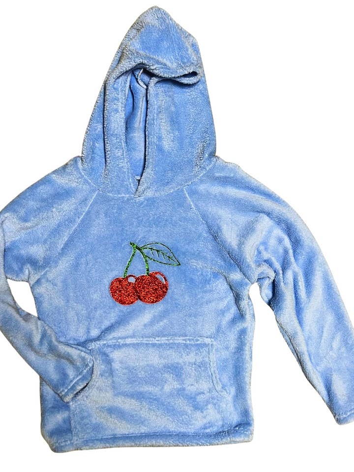 Luddig ljusblå "Cherry" sweatshirt för wholesale av Made With Love & Kisses