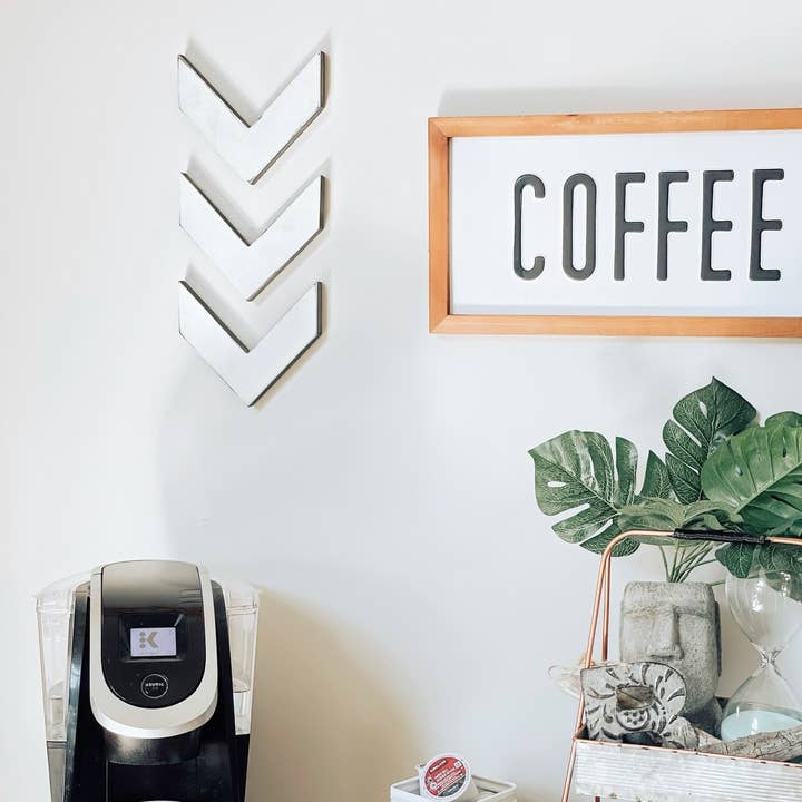 Rustic Chevron Arrows for wholesale by JJ Art Creations Inc.