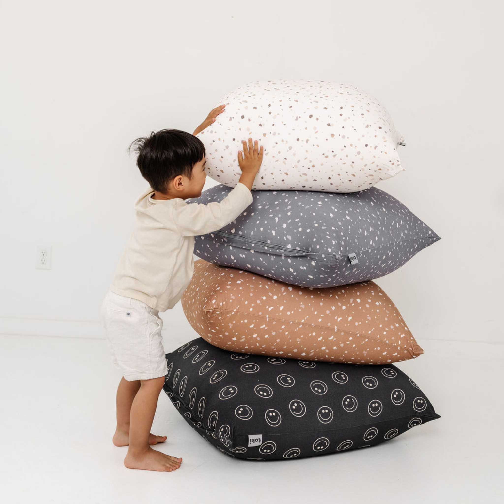 Toki Kids - Wholesale Chair - Kids - Terrazzo Clay Bean Bag3