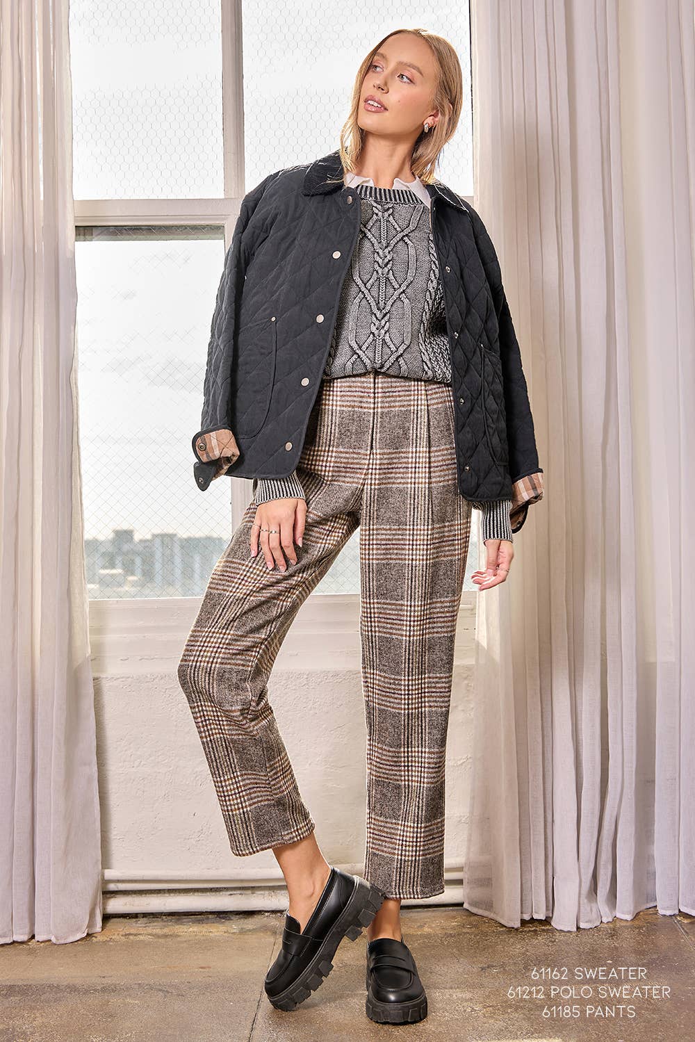 Mystree - Venta al por mayor Chaqueta - Mujer - Chaqueta acolchada en contraste 601881