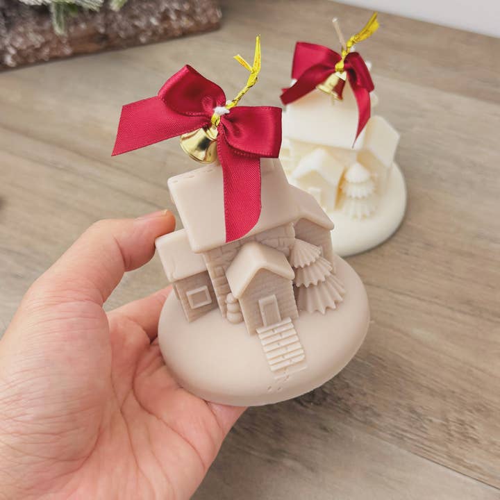 Eli and Things – wholesale Pillar candle – Snowy Christmas House Candle - Christmas Village Candle 5