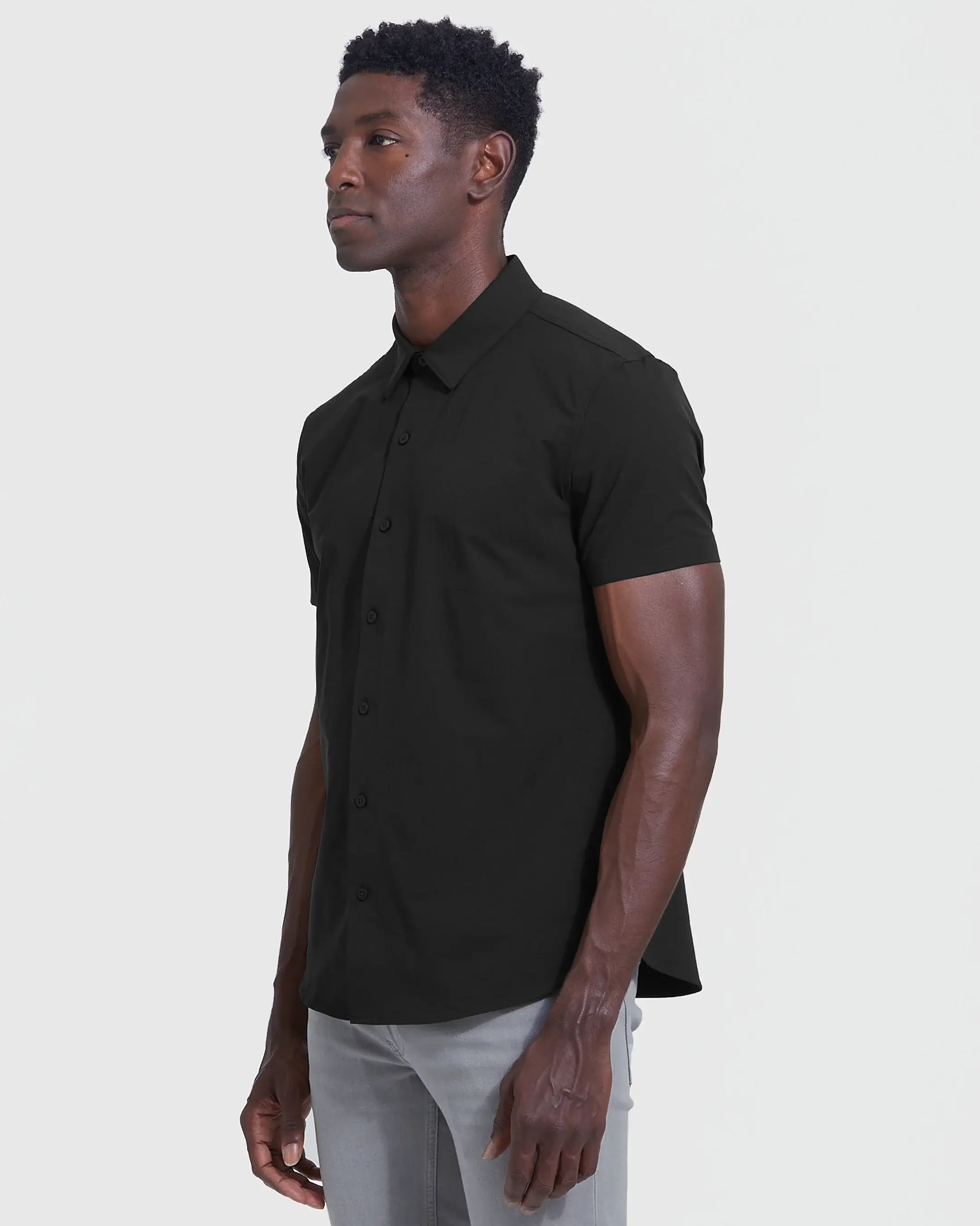 True Classic - Wholesale Button Down Shirt - Men's - Short Sleeve Button Up Shirt | Commuter | Black3