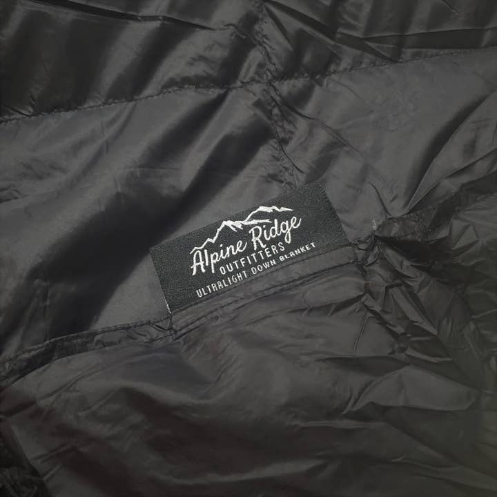Alpine Ridge Outfitters – wholesale Resefilt – Ultralätt täcke med dun för camping7
