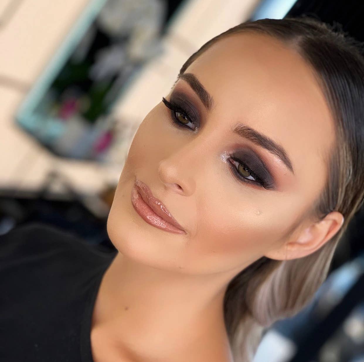 Katherine Natural Cosmetics - Wholesale Eyeshadow Palette - Beyond Grateful 15 Pan Eyeshadow Palette with Mirror & Brush1