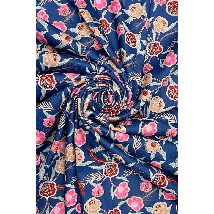 Flottan Ros- och blandblommig ullsjal med fransar för wholesale på Faire2