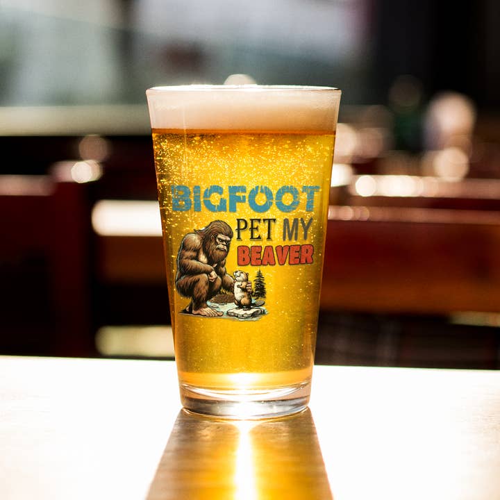 Squatchin’ Country - Vendita all'ingrosso Boccali - Bigfoot ha fatto cosa?!? Divertenti bicchieri da birra da 16 oz con Bigfoot