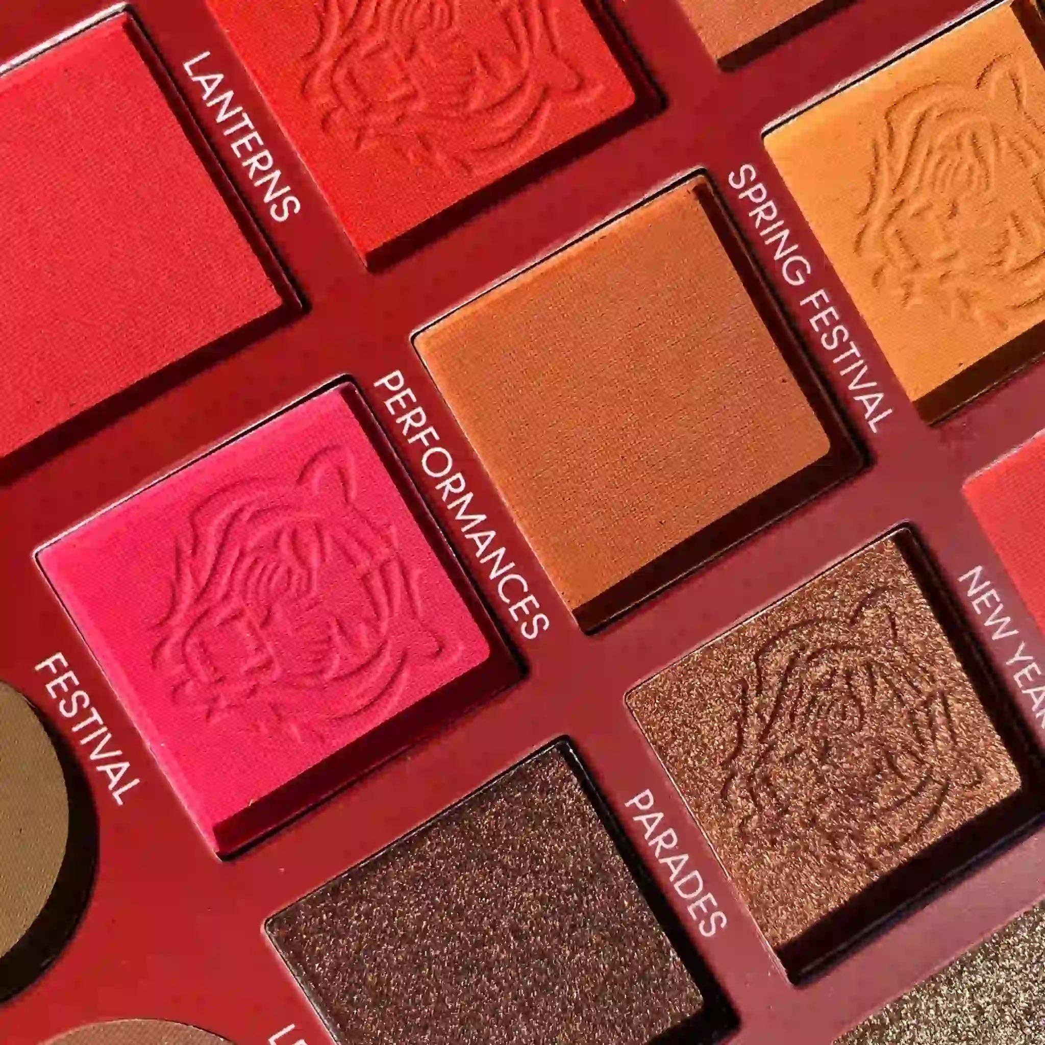 Efon International Corp. – Großhandel Lidschattenpalette – Tiger Eyes - 42 Farbduo-Finish Lidschatten-Make-up-Palette6