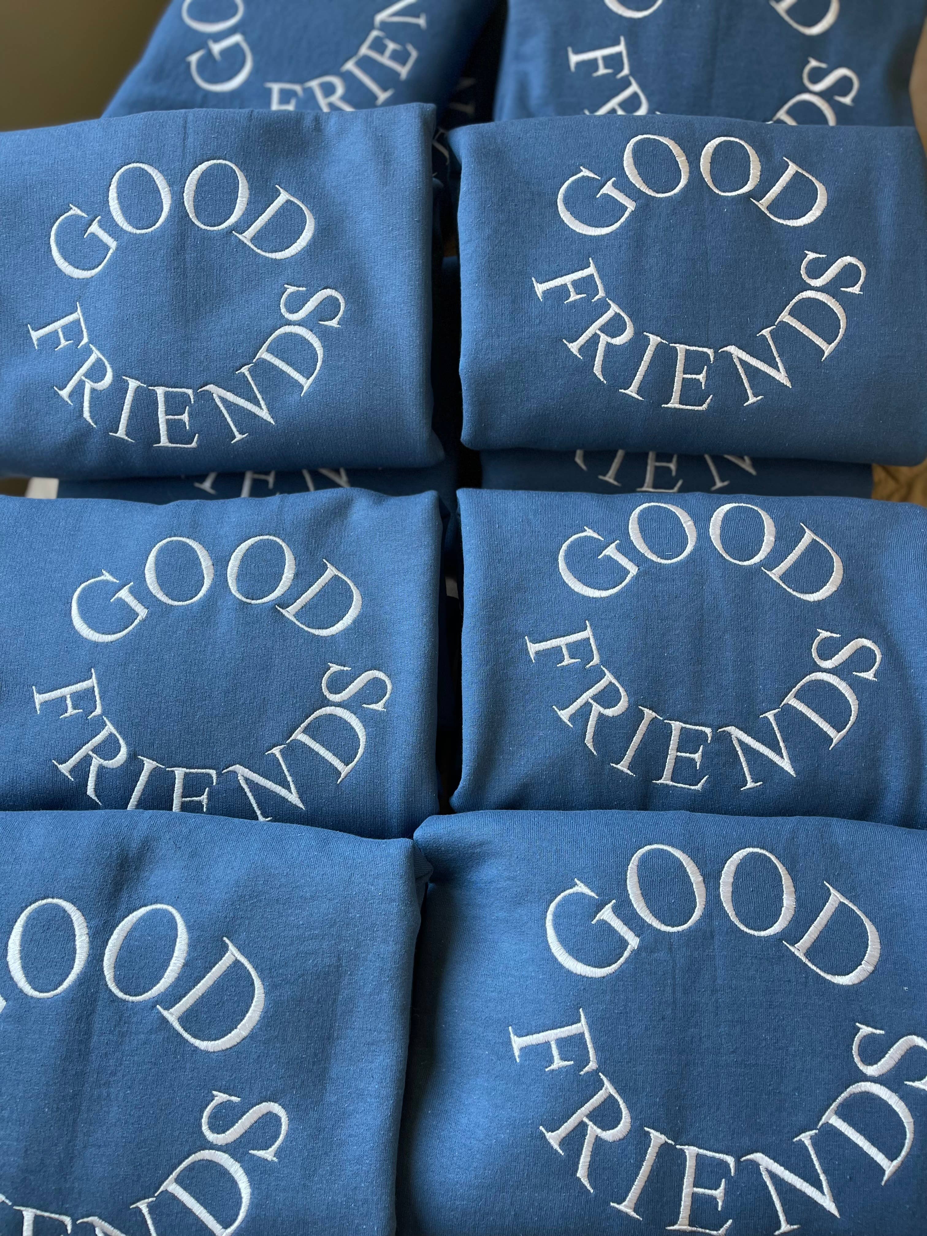 Buleana Boutique and Textiles LLC – wholesale Sweatshirt – Unisex – Custom Logo Embroidered Business Logo Sweatshirt8