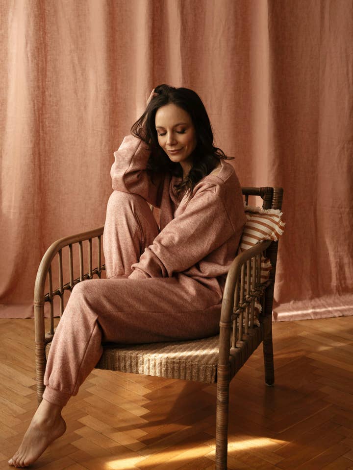 Loungehose aus Vintage-Rosen-Strick für den Großhandel von Evelina Apparel