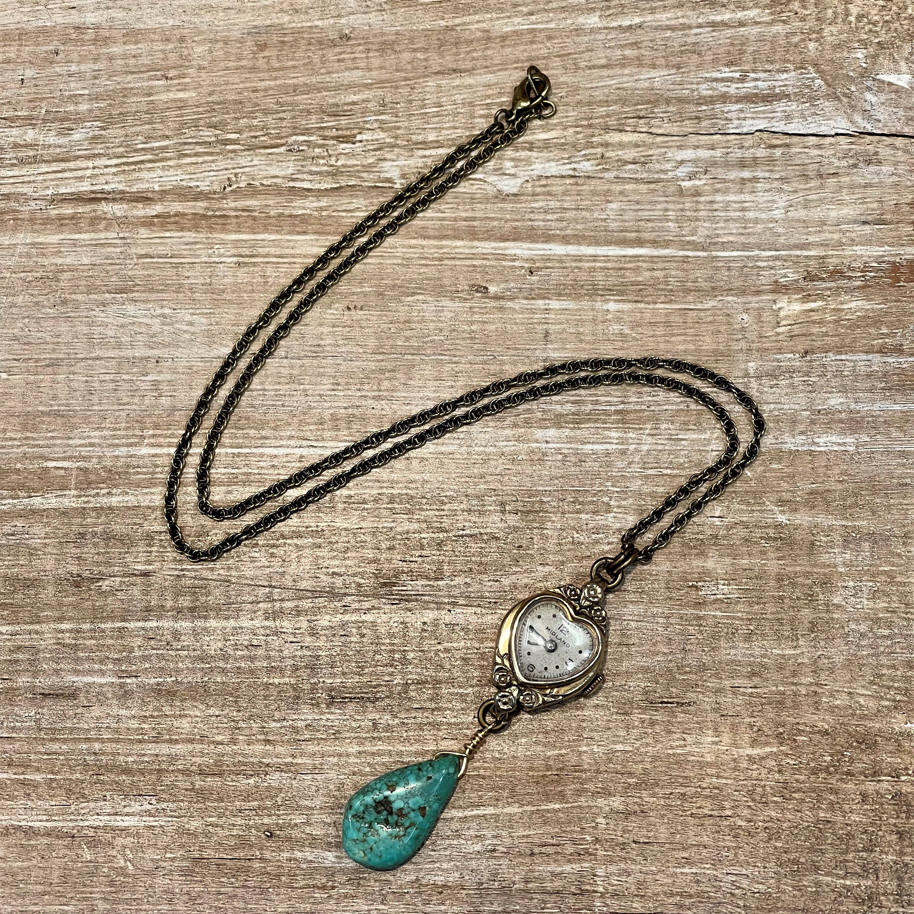 Lorraine Frances Jewelry - Vente Colliers à pendentif - Collier Turquoise Montre Femme Antique1