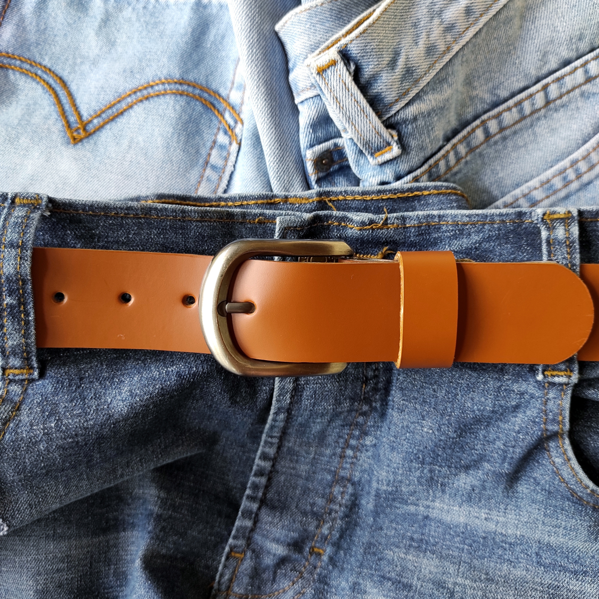 Atitlan Leather – wholesale Belt – Unisex – Full Grain Cognac Leather Buckle-Free Belt - 1.5-Inch Wide3