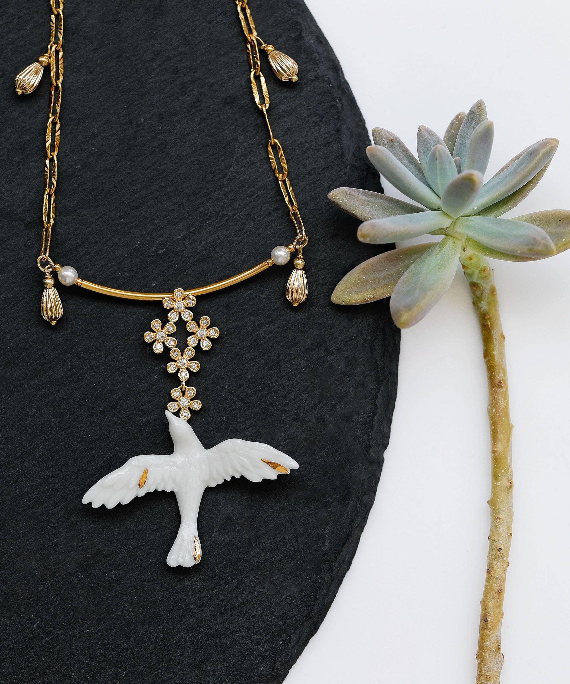 Vermilion Collection - Wholesale Pendant/Charm Necklace - YIHE Ceramic Necklace "Flight of Grace"4