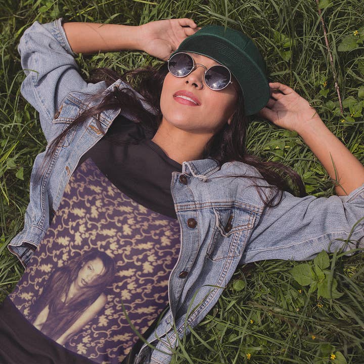 The Blacknificent - Wholesale Screen Printed T-Shirt - Unisex - Aaliyah Tee - One in a Million1