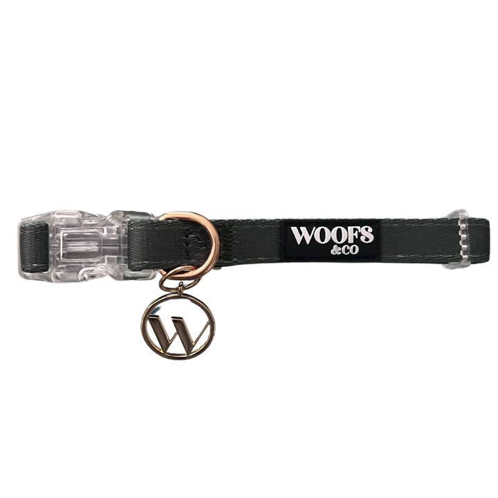 Halsband met Bedel - Khaki voor wholesale door Woofs & Co