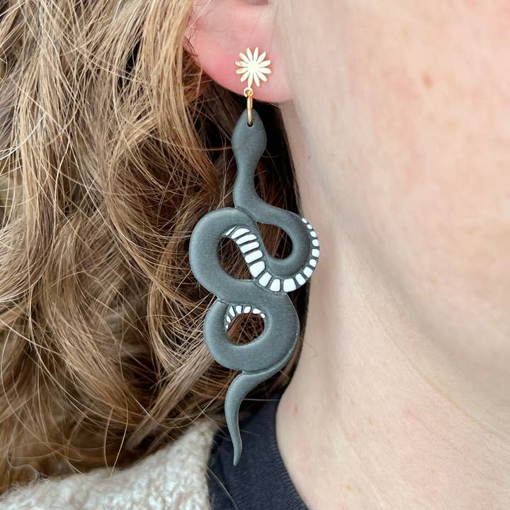 Hayden Handcraft - Wholesale Dangle Earrings - Snake Earrings1