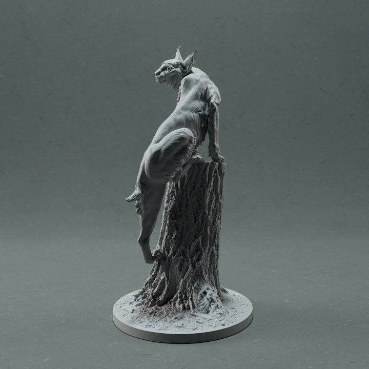 The Scale Grail - Wholesale Decorative Figurine - Bobcat / Lynx on Tree - 1:48 Scale Choose a Size miniature figurine by Animal Den Miniatures0