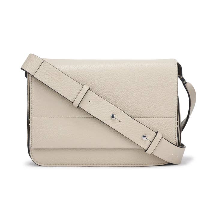 Farah.24 - Taupe pour la vente par Two.B l mtl