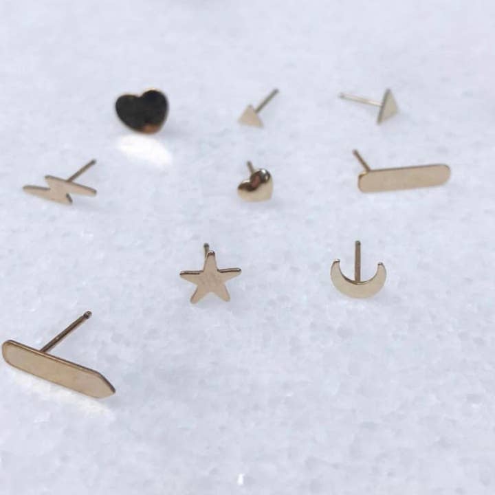 BonBon Boutique - Venta al por mayor Pendientes de botón/aretes de poste - Pendiente de luna en oro laminado de 14 kt2