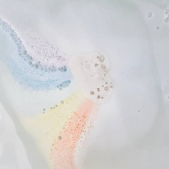 London James Candle Co - Wholesale Bath Bomb/Fizz - Rainbow Cloud Bath Bomb