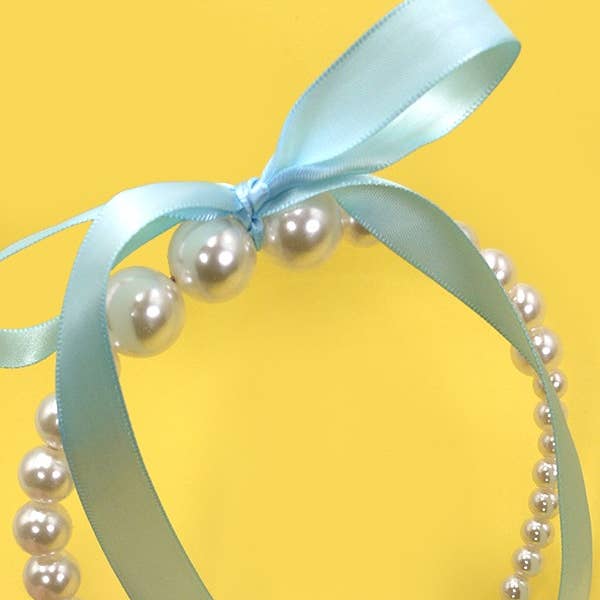 JOSSLYN by wall to wall - Wholesale Fashion Headband - Women's - CHIC PEARL RIBBON BOW HAIR BAND | 40HB1500