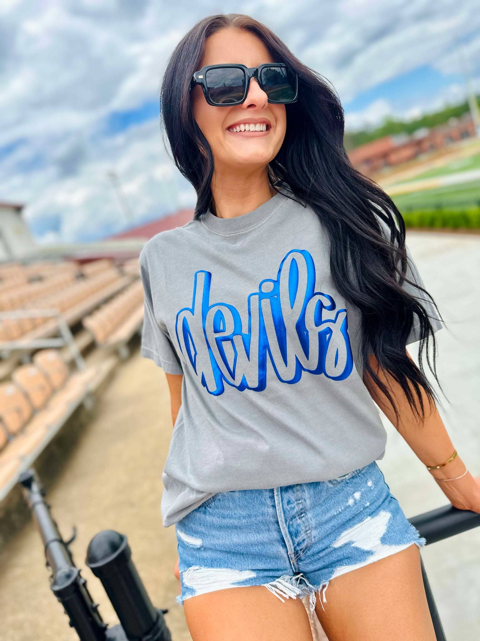 Dash Forward Wholesale - Wholesale Screen Printed T-Shirt - Women's - Hand Drawn 3D Puff Graphic Tee1