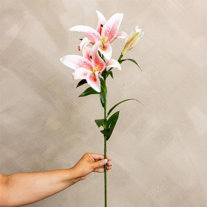 Audrey's Home & Gift - Wholesale Artificial flowers - Stem - Real Touch Lily Pink (PK/12)0