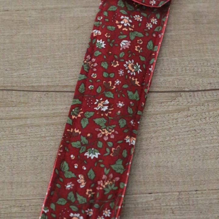 Waterproof toothbrush case inside for wholesale by les folies ecolos