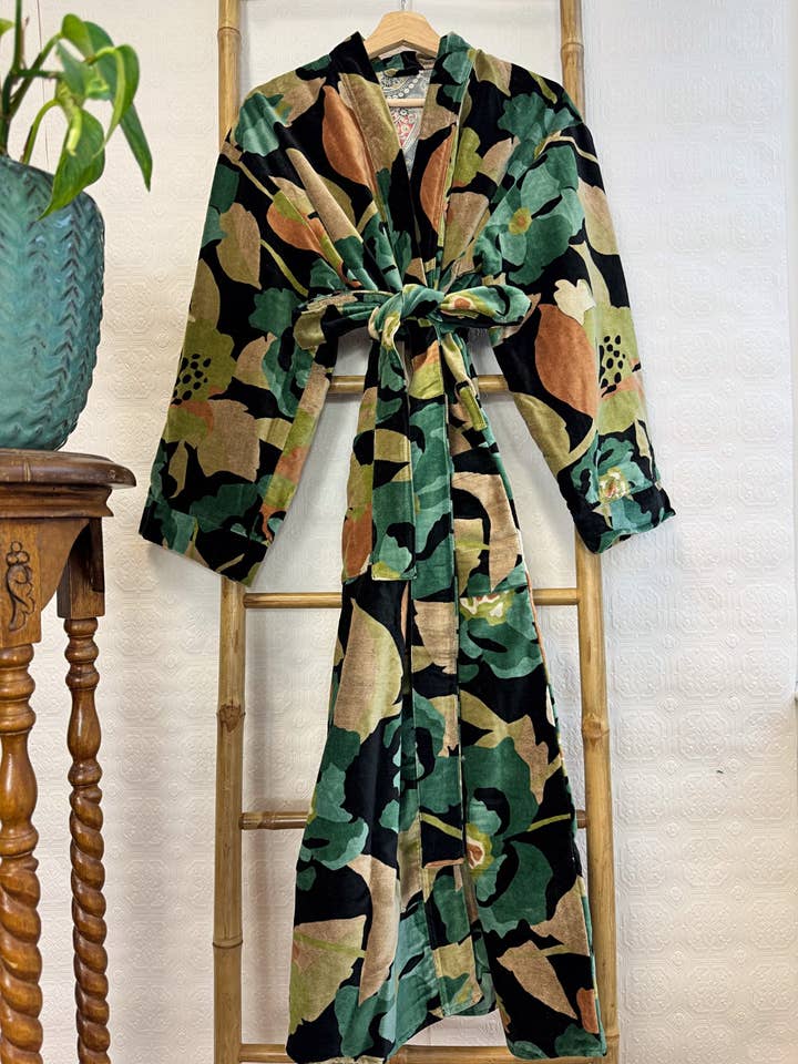 Luxury Velvet Long Length | Regal Bloosom for wholesale by Essential Designs London