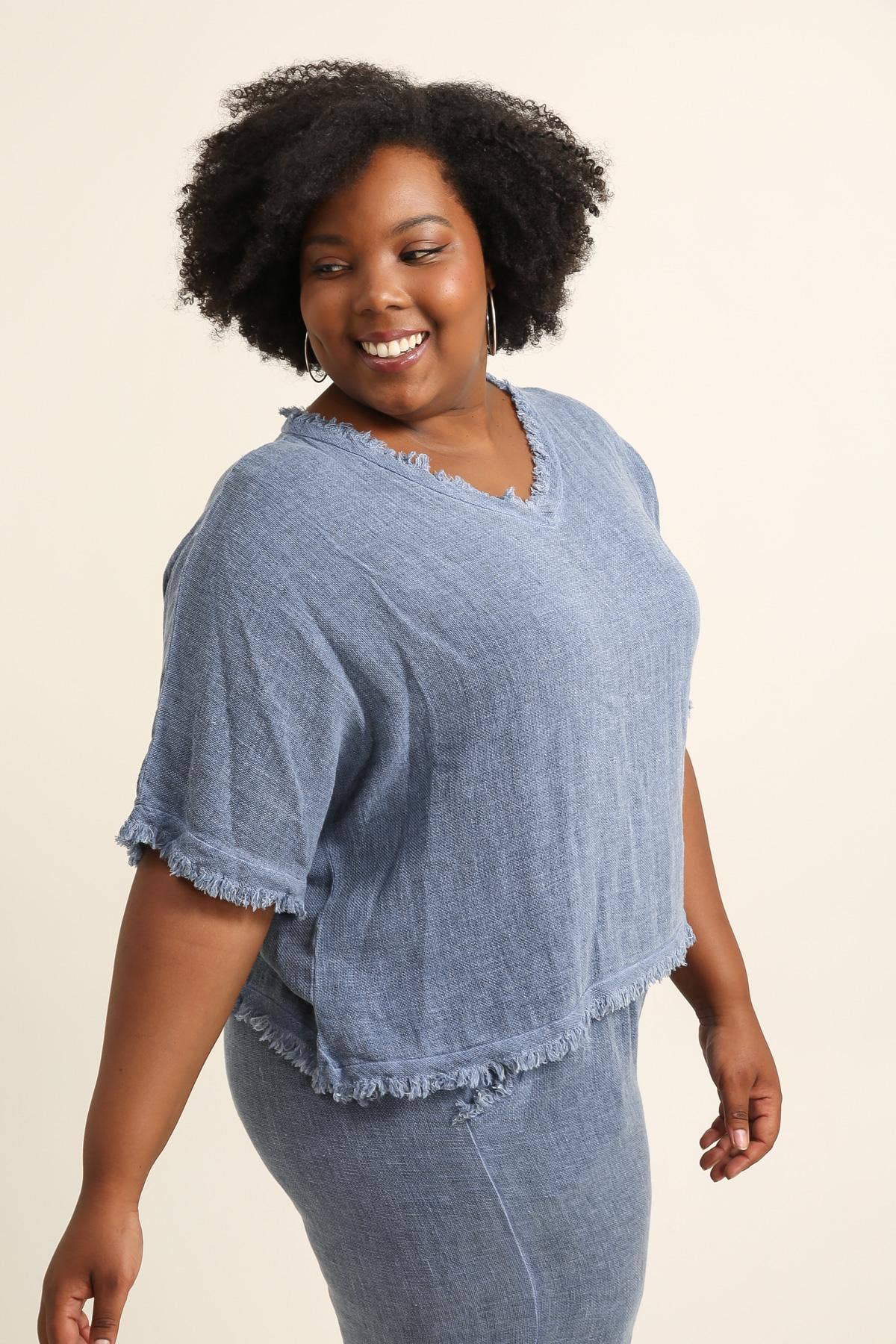 Lea & Luc - Grandes Tailles – Engroshandel Tunika - Dame – Tunica i linned i plus-size med løs og flydende pasform19