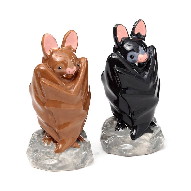 Puckator Ltd – wholesale Salt & pepper shaker set – Bat Ceramic Salt & Pepper Set1