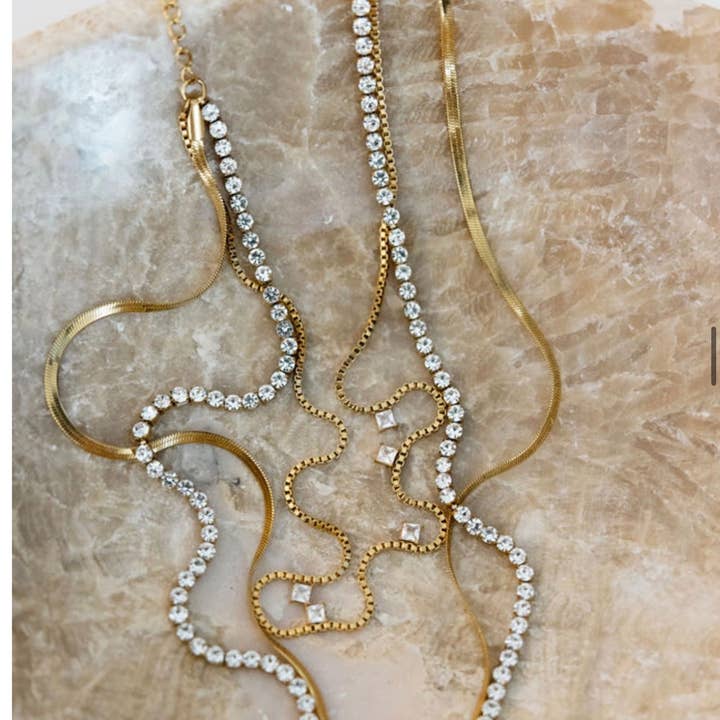 CHANSUTTPEARLS - Wholesale Pendant/Charm Necklace - LEAH NECKLACE0