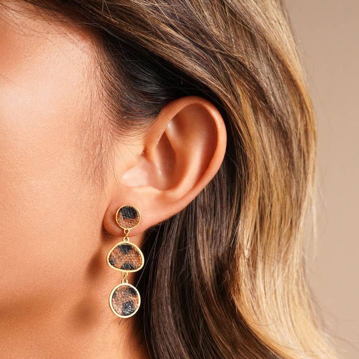 Yassira stiftörhänge i rostfritt stål för wholesale av BELLE MISS