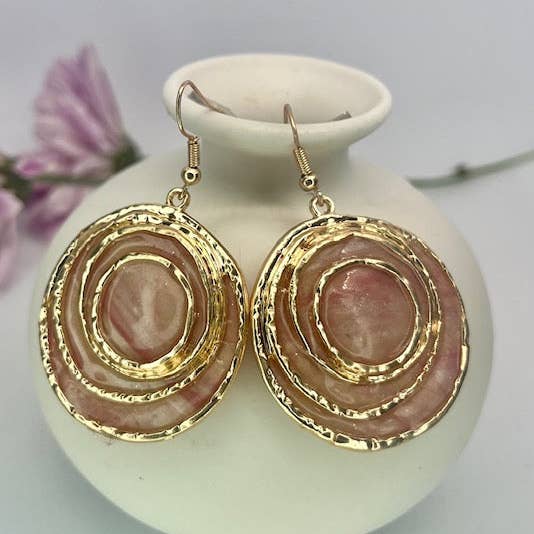 Grands cercles dorés en quartz rose pour la vente par WEARABLES BY B LLC