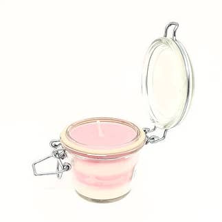 Massage kaars voor wholesale door So Authentic