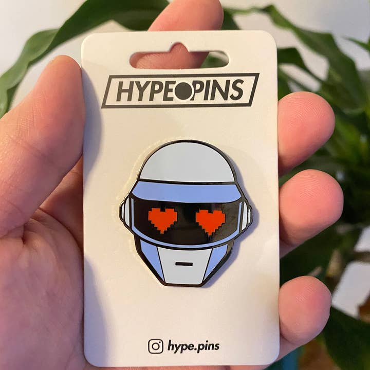Hype Pins – wholesale Lapel pin/button – Daft Punk (Thomas Helmet) Hard Enamel Pin