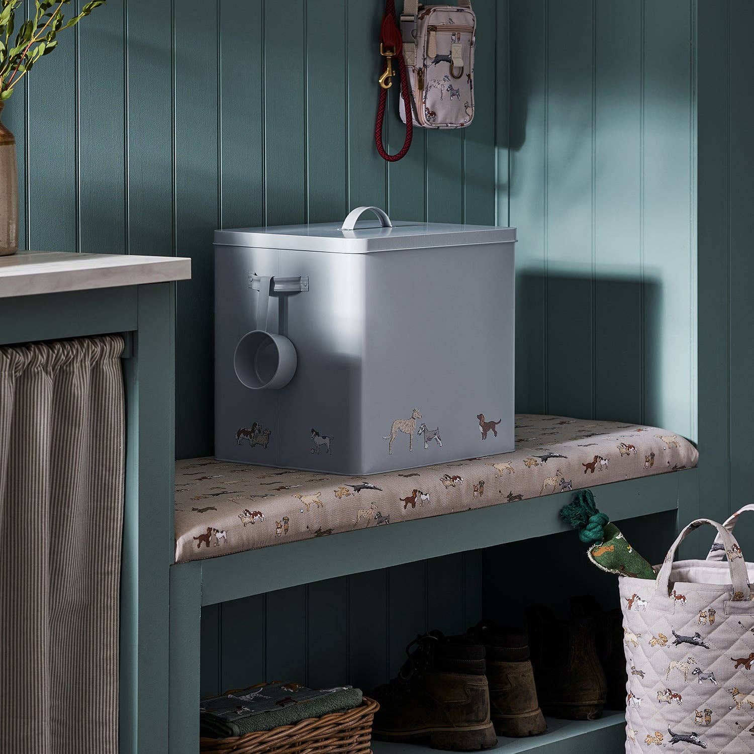 Sophie Allport - Wholesale Pet Treat Jar - Dog - Doggy Daycare Storage Tin2