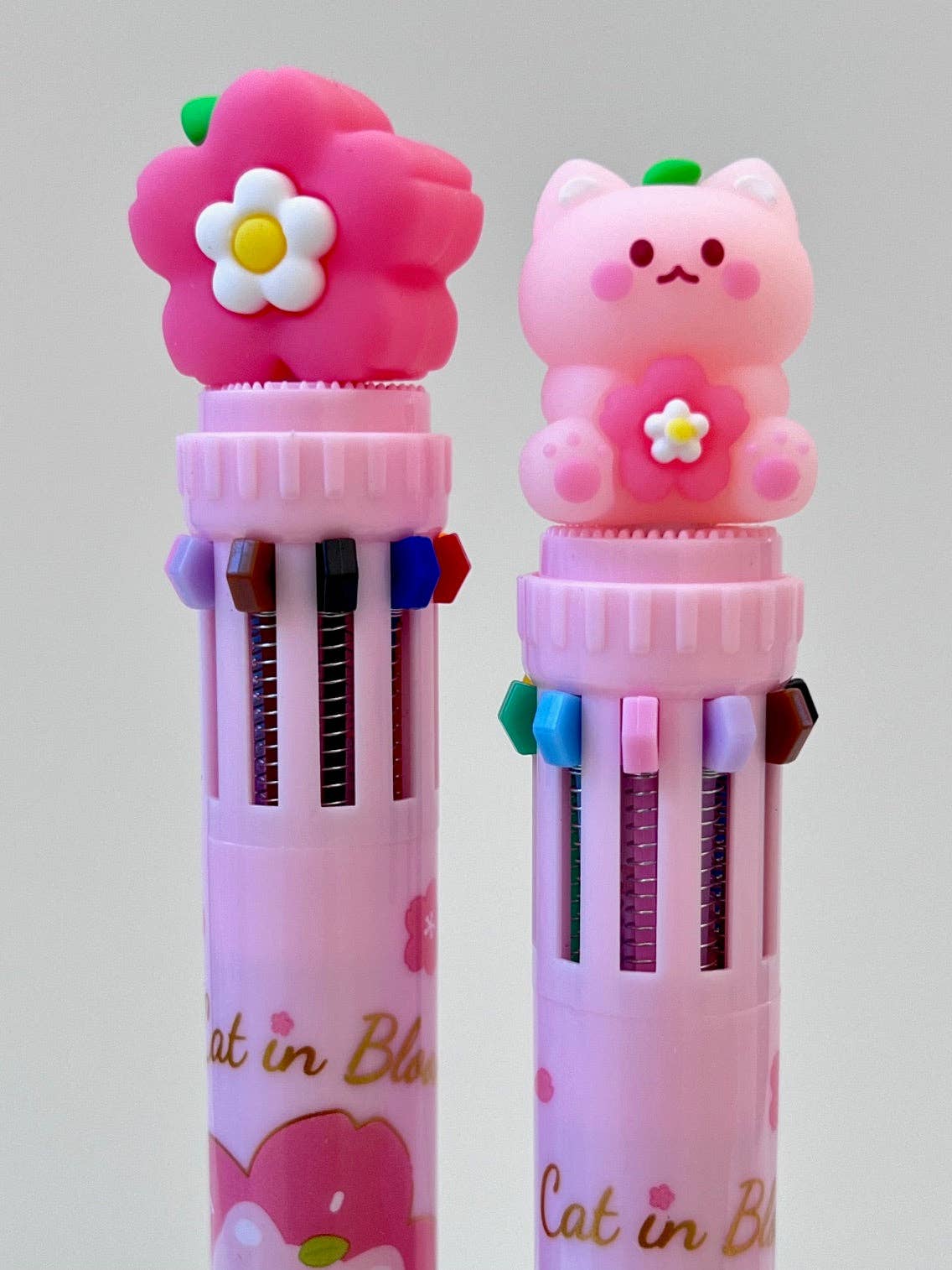 BCmini - Vente Stylos - 23013 STYLO BILLE RÉTRACTABLE 10 COULEURS SAKURA CHAT-3612