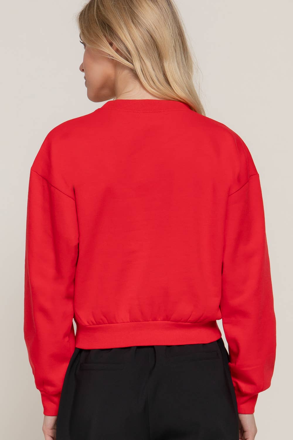 Active Basic | Active USA – Engroshandel Sweatshirt - Dame – Crop sweatshirt med rund hals og lange ærmer9